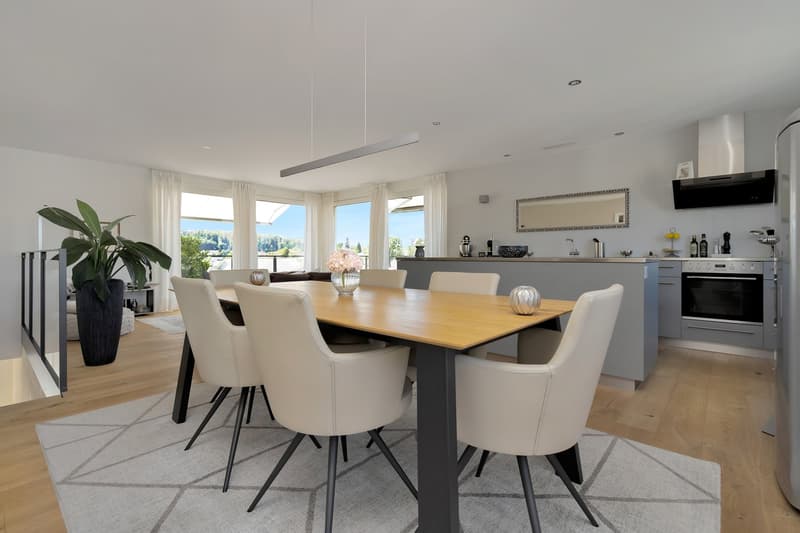 Attraktive 4.5-Zimmer Attika-Maisonettewohnung mit grosser Terrasse in Ostermundigen (5)
