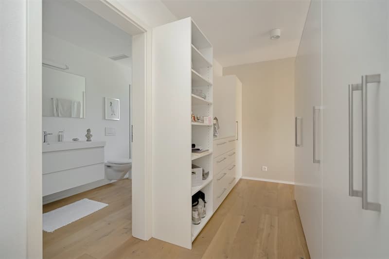 Attraktive 4.5-Zimmer Attika-Maisonettewohnung mit grosser Terrasse in Ostermundigen (10)