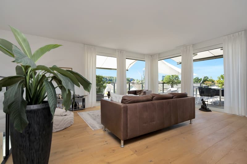 Attraktive 4.5-Zimmer Attika-Maisonettewohnung mit grosser Terrasse in Ostermundigen (3)