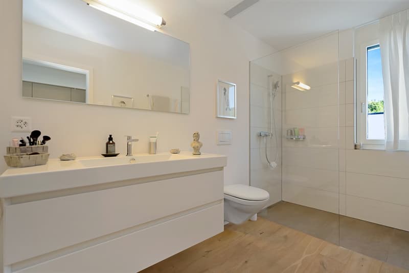Attraktive 4.5-Zimmer Attika-Maisonettewohnung mit grosser Terrasse in Ostermundigen (11)