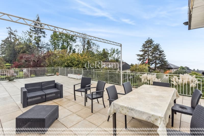Casa indipendente di 7,5 locali con vista sul lago (8)