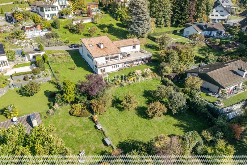Casa indipendente di 7,5 locali con vista sul lago (2)