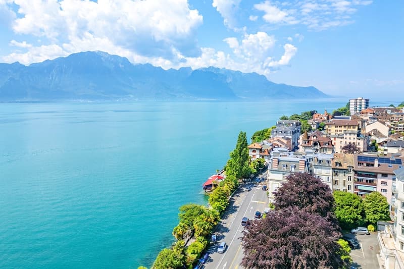 2.5-room apartment just a stone's throw from the lake! (9)