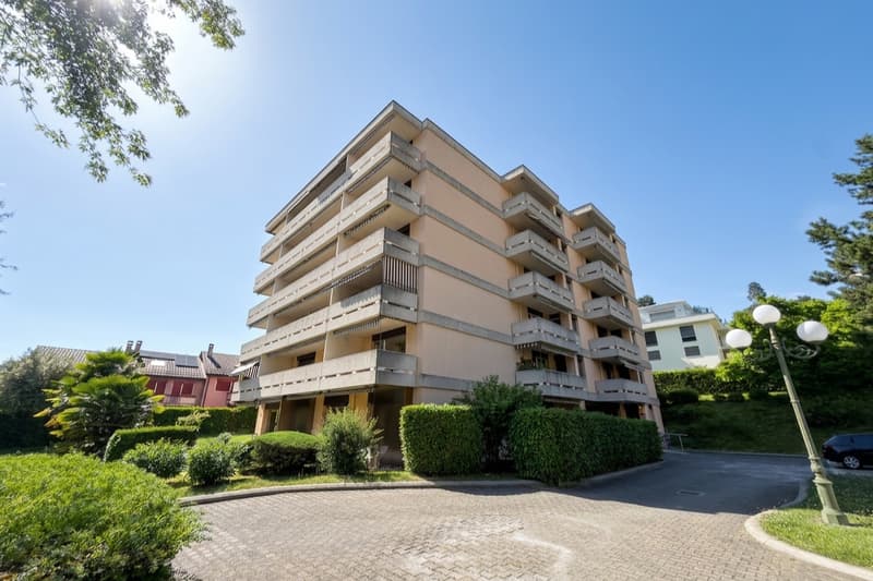 2.5-room apartment just a stone's throw from the lake! (8)