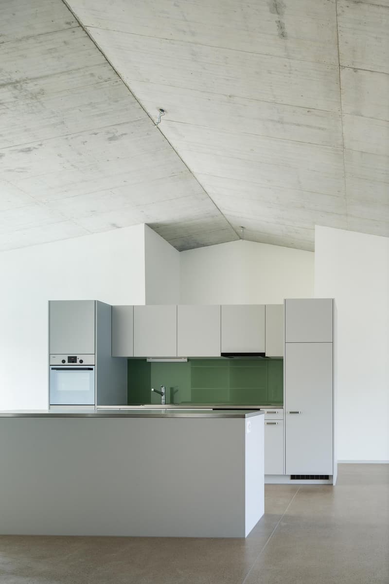 Grosszügige Dachwohnung an ruhiger Lage (1)