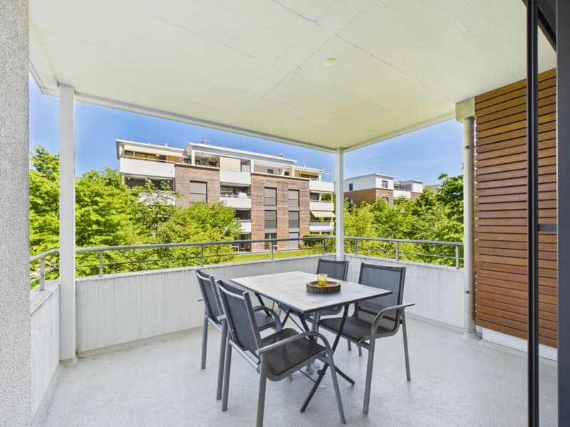 Balkon bei Küche, Morgensonne