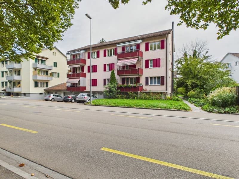 Frontansicht Liegenschaft