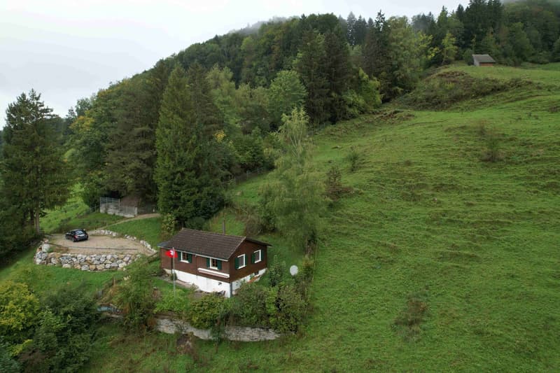 Petite maison accueillante au milieu de la nature. (15)