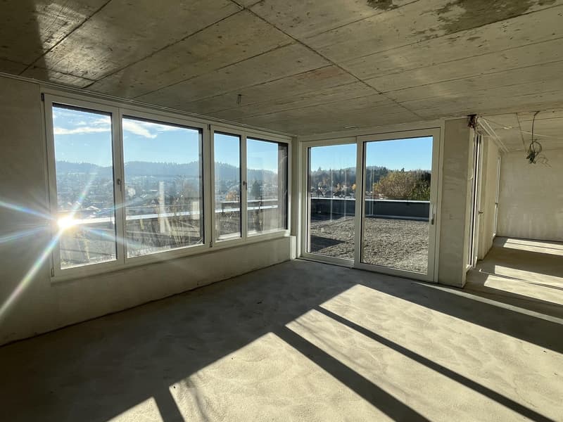 Attic apartment with large terrace including two underground parking spaces in a quiet location. (12)