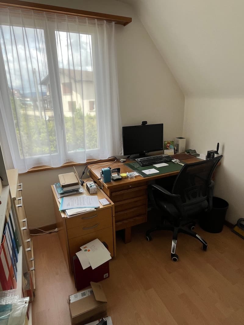 Single-family house in a quiet location with optimal public transport connections. (14)