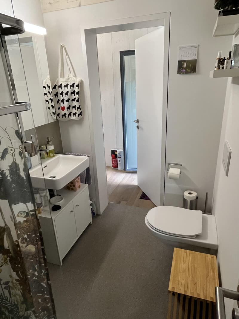 Small house (2.5 rooms, as good as new) with garden in an idyllic location in the holiday village of Walde (with outdoor pool). (13)