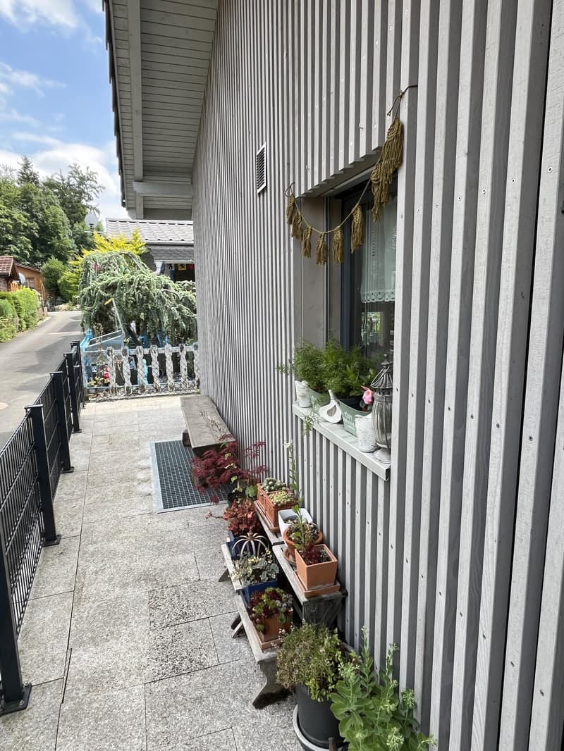 Small house (2.5 rooms, as good as new) with garden in an idyllic location in the holiday village of Walde (with outdoor pool). (20)