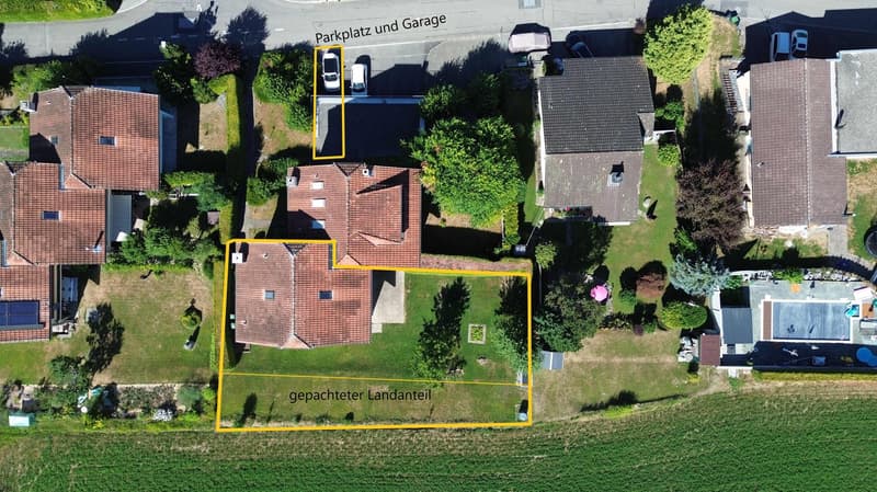 Einfamilienhaus (einseitig angebaut) mit grossem Garten an ruhiger Aussichtslage. (2)
