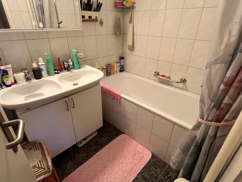 4.5-Zimmer-Wohnung mit Balkon in Bern-Bümpliz. (9)