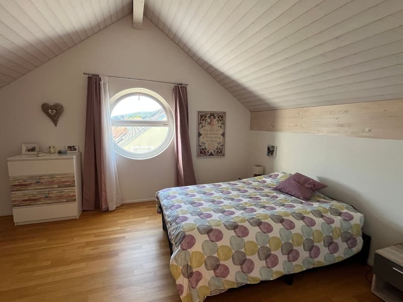 4.5-Zimmer-Maisonette-Wohnung mit viel Charme und grossem Balkon. (17)