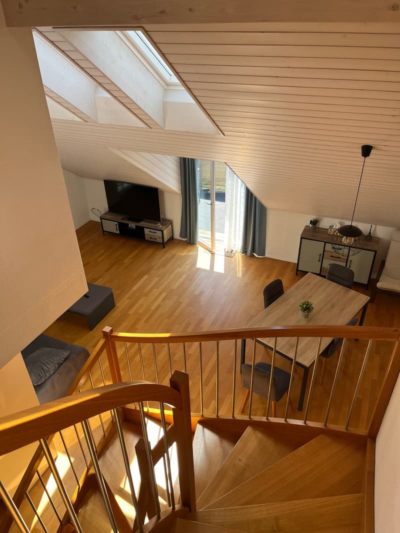 4.5-Zimmer-Maisonette-Wohnung mit viel Charme und grossem Balkon. (15)