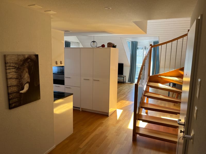 4.5-Zimmer-Maisonette-Wohnung mit viel Charme und grossem Balkon. (12)