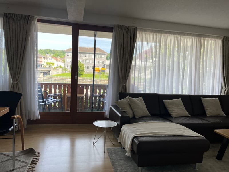 Casa multifamiliare con 4 appartamenti in una posizione incantevole direttamente sul fiume Aare. (6)