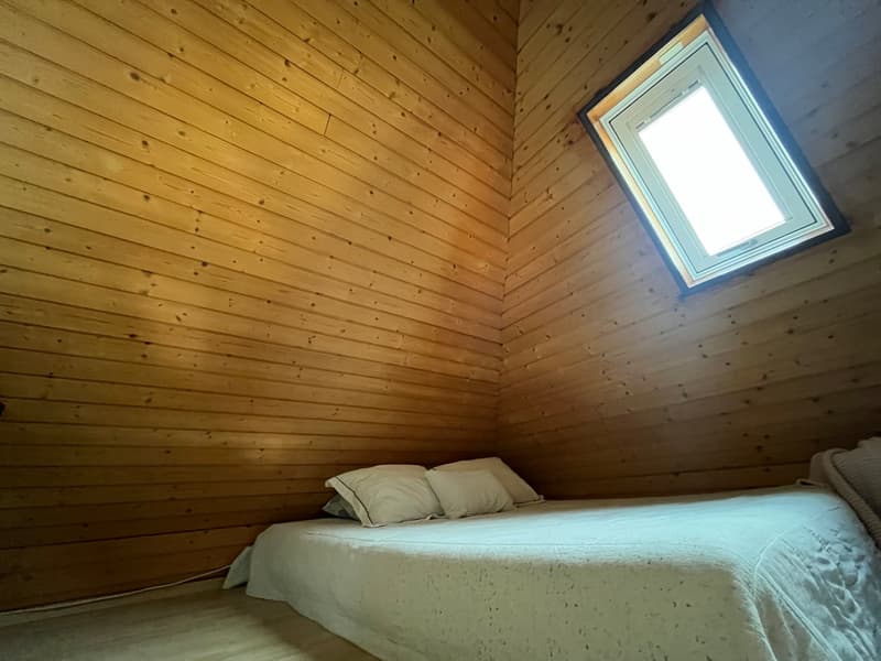 Casa multifamiliare con 4 appartamenti in una posizione incantevole direttamente sul fiume Aare. (27)