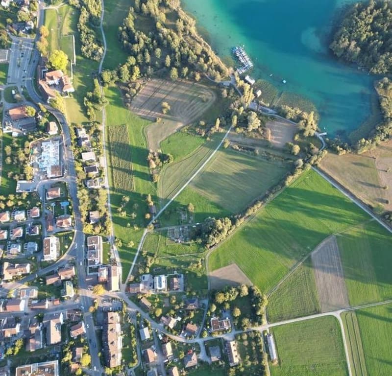 Kleinhaus an idyllischer Lage (Landparzelle). (1)