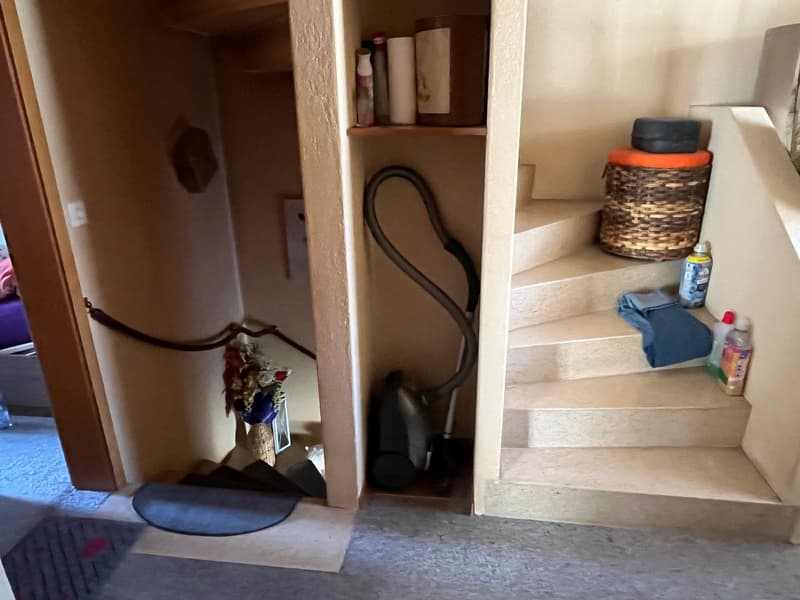 Einfamilienhaus mit angebautem, ausbaubarem Hausteil an schöner Lage. (17)