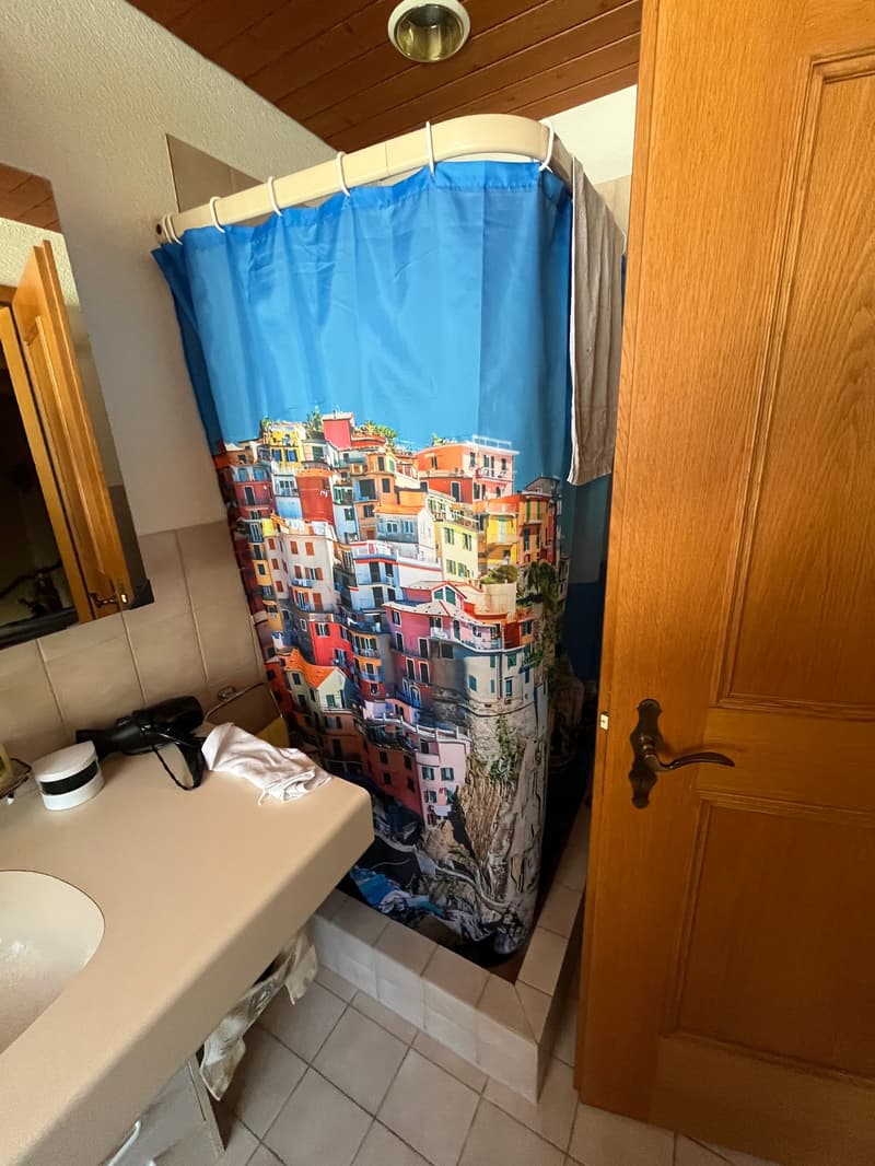 Einfamilienhaus mit angebautem, ausbaubarem Hausteil an schöner Lage. (13)