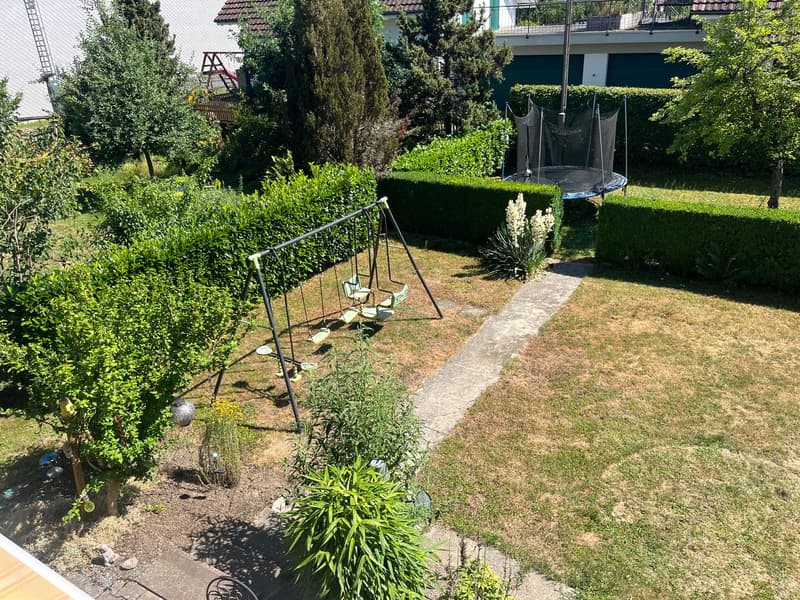 Einfamilienhaus mit angebautem, ausbaubarem Hausteil an schöner Lage. (20)