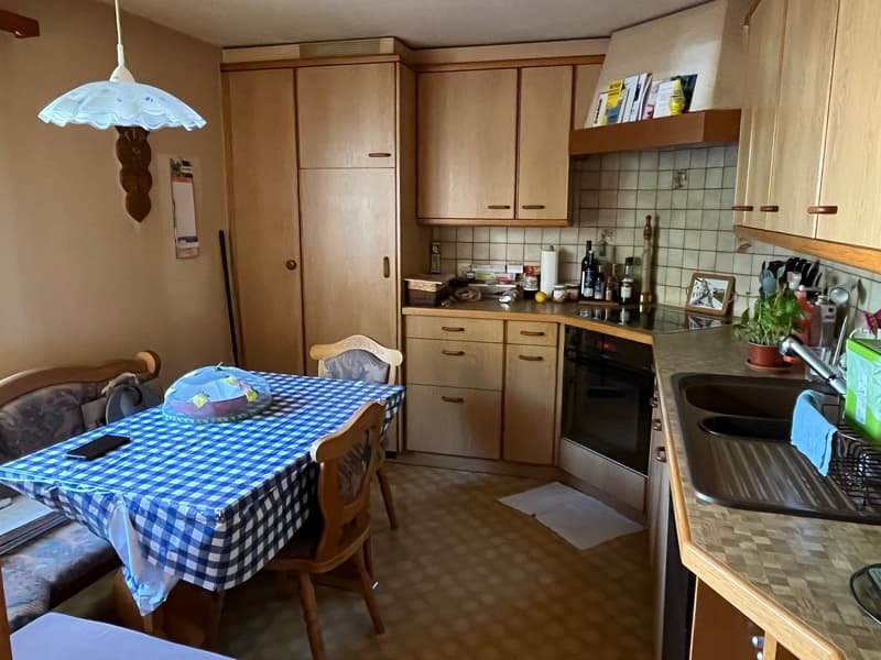Einfamilienhaus mit angebautem, ausbaubarem Hausteil an schöner Lage. (6)