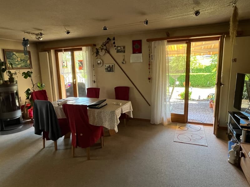Einfamilienhaus mit angebautem, ausbaubarem Hausteil an schöner Lage. (4)