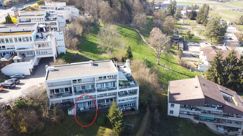 5.5-Zimmer Maisonette-Wohnung mit Gartensitzplatz hoch über dem Greifensee. (1)