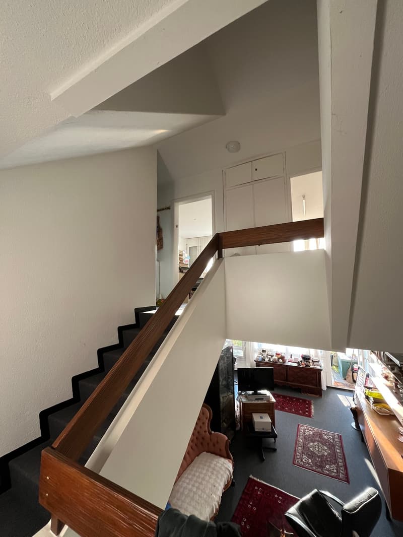 5.5-Zimmer Maisonette-Wohnung mit Gartensitzplatz hoch über dem Greifensee. (8)