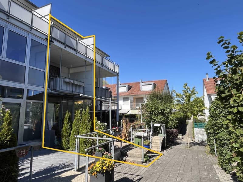 5.5 Zimmer-Reiheneinfamilienhaus mit Wintergarten, 2 Balkonen und 2 Garagenboxen. (2)