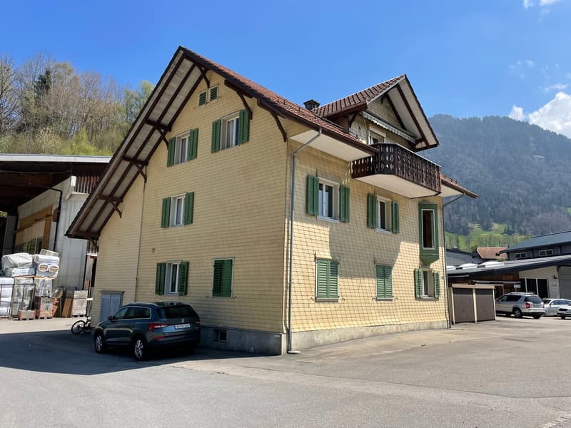 Charmante 4-Zimmer-Wohnung mit Balkon in Schüpfheim – ab sofort verfügbar (2)