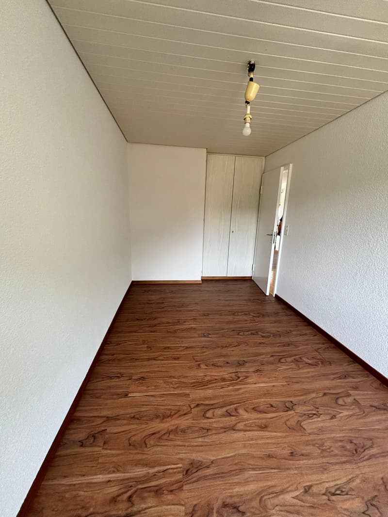 Helle 4-Zimmer-Wohnung im 3. Obergeschoss in Mümliswil-Ramiswil (9)