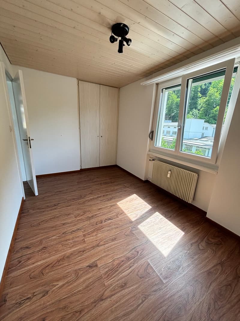 Helle 4-Zimmer-Wohnung im 3. Obergeschoss in Mümliswil-Ramiswil (5)