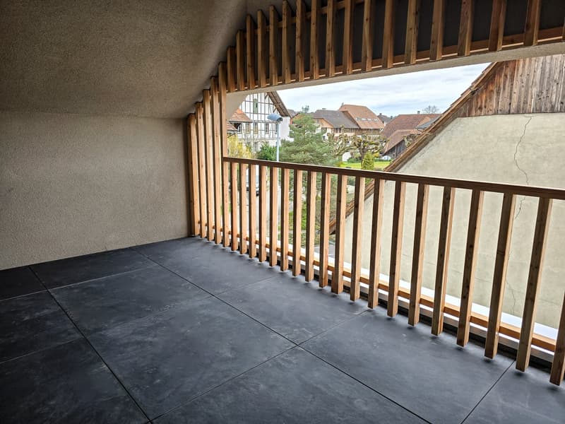 Charmante 2.5-Zimmer-Dachwohnung in Diessbach bei Büren (7)