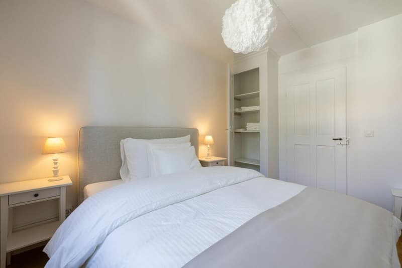 Appartement d'affaires meublé 2.5 pièces avec thème Le Corbusier (7)