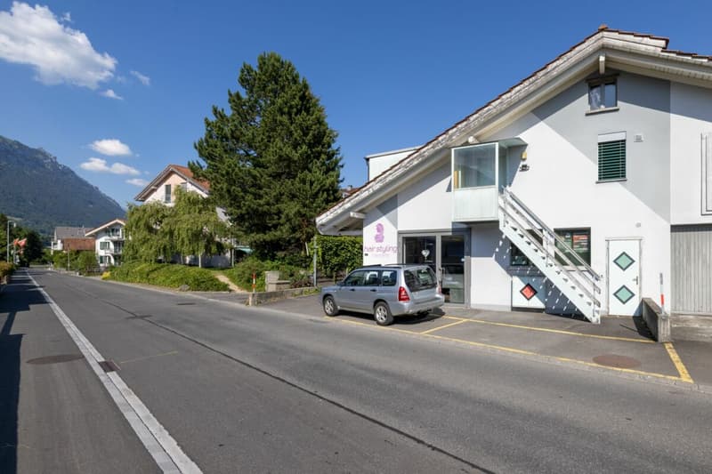 Location ou usage personnel : propriété résidentielle et commerciale à Matten près d'Interlaken (10)
