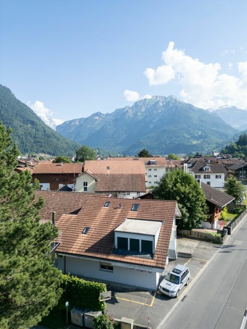 Location ou usage personnel : propriété résidentielle et commerciale à Matten près d'Interlaken (12)