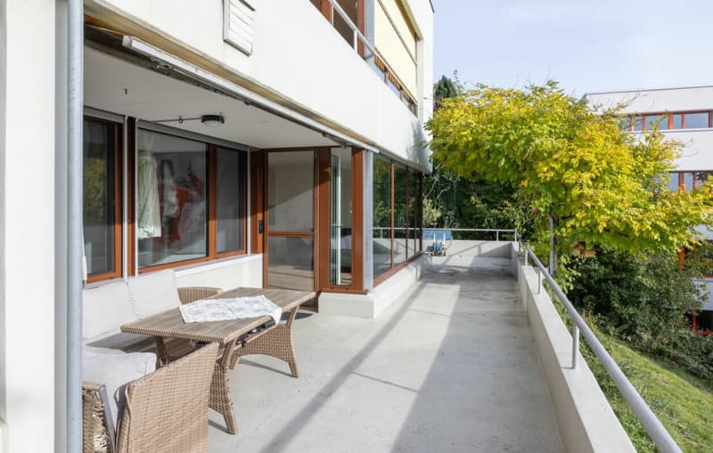 4.5 Zimmer Eck-Terrassenhaus in Bolligen (2)