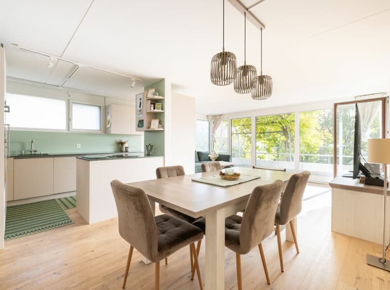 4.5 Zimmer Eck-Terrassenhaus in Bolligen (1)