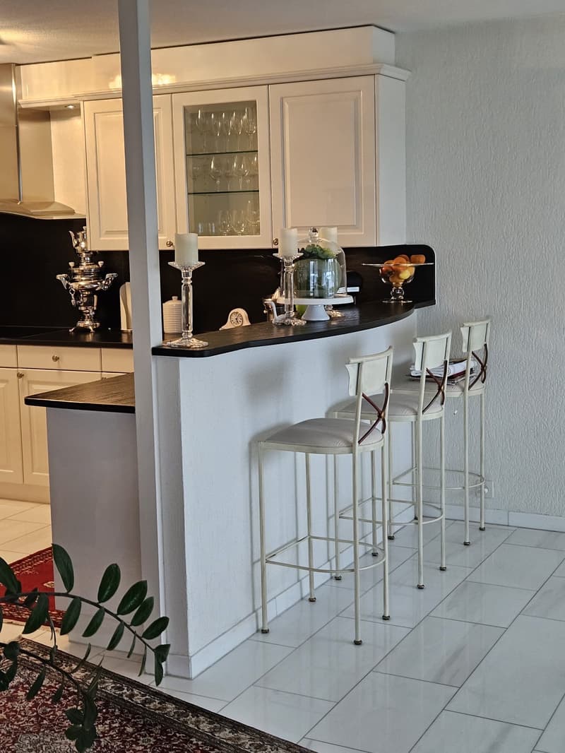 Schönste Aussicht über Winkel - 4.5-Zimmer-Wohnung zu verkaufen (4)