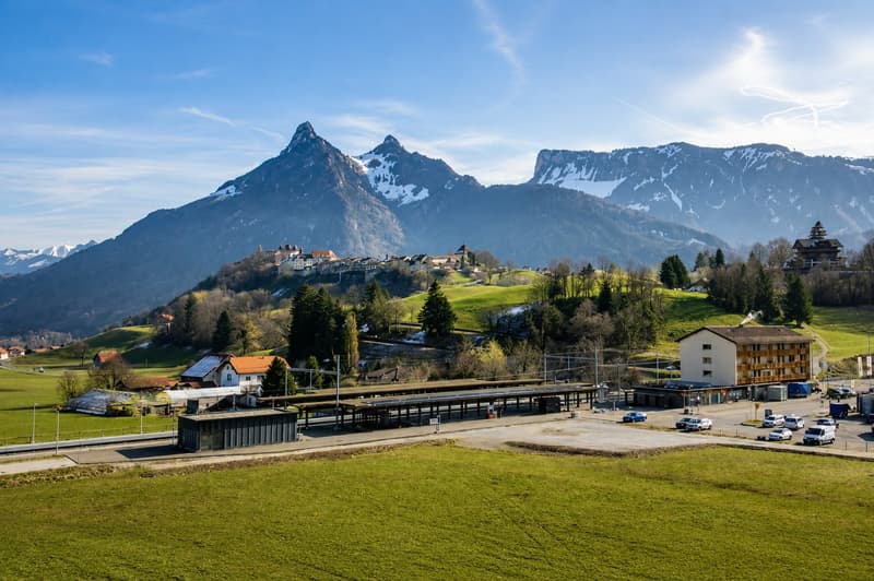 Wohnung mit 1.5 Zimmern und herrlicher Aussicht (6)