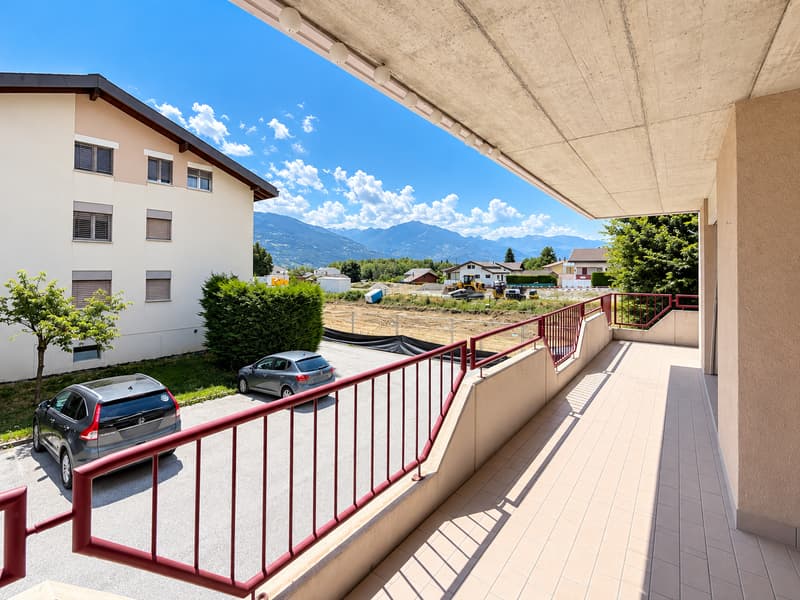 Charmant appartement de 4,5 pièces avec vue sur les montagnes à Grimisuat (1)