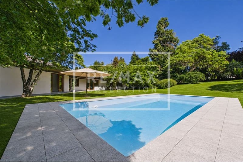 Elegante Villa mit Pool und privatem Garten in Gentilino (1)