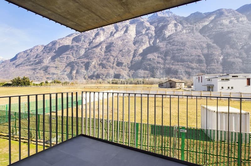 Moderne Wohnung inmitten der Natur mit schöner Terrasse - Neubau in Iragna! (2)