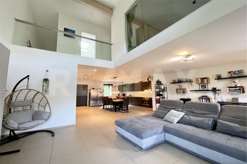 Komfort und Modernität: grosszügige 3½-Zimmer- Duplexwohnung zur Miete in Montagnola (1)