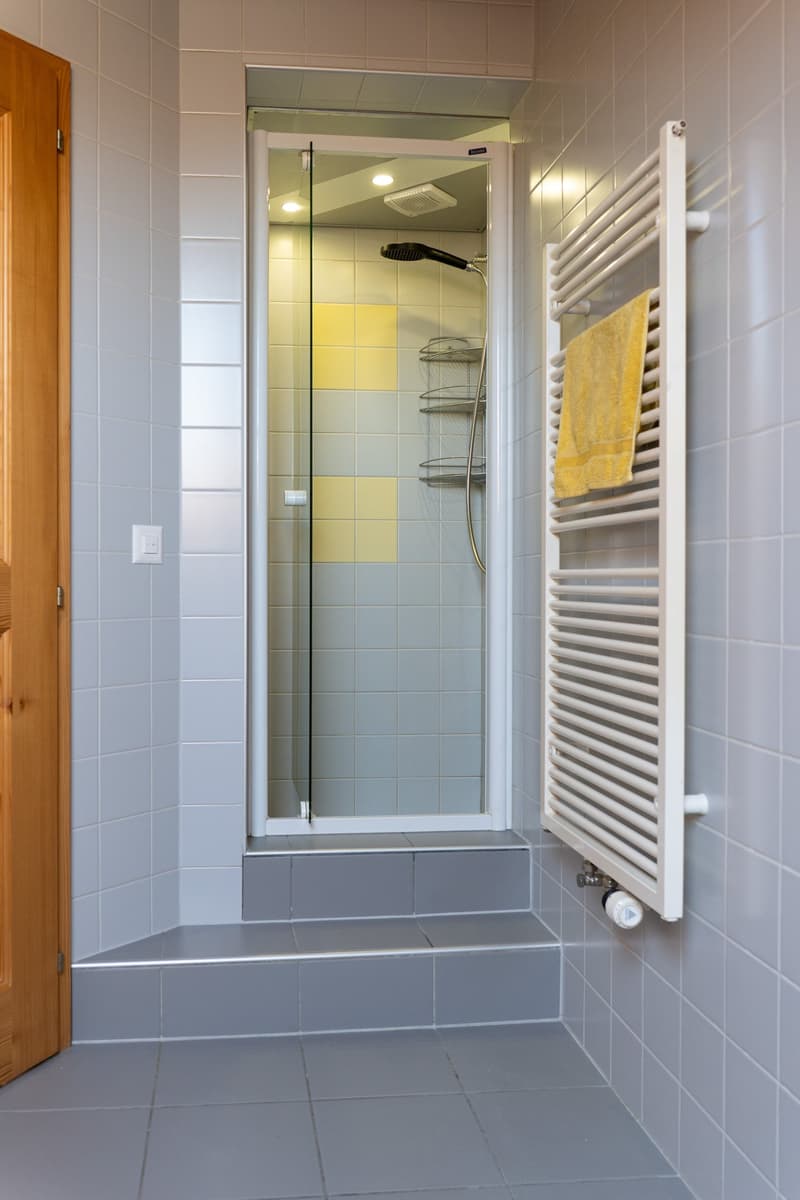 Charmante 3.5-Zimmer-Dachwohnung in Grünenmatt (8)