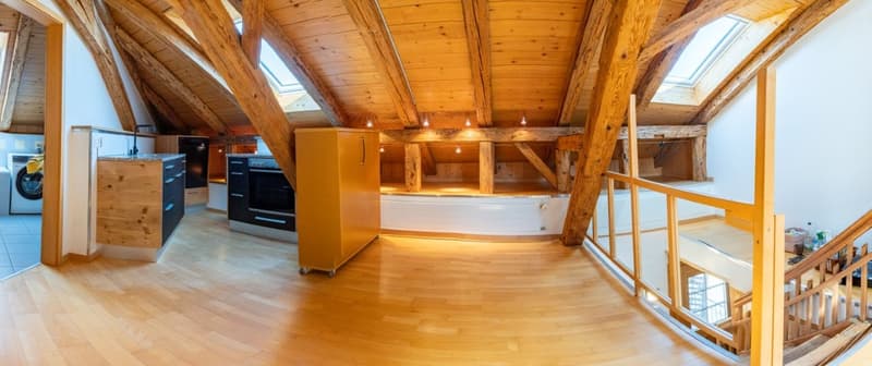 Charmante 3.5-Zimmer-Dachwohnung in Grünenmatt (3)