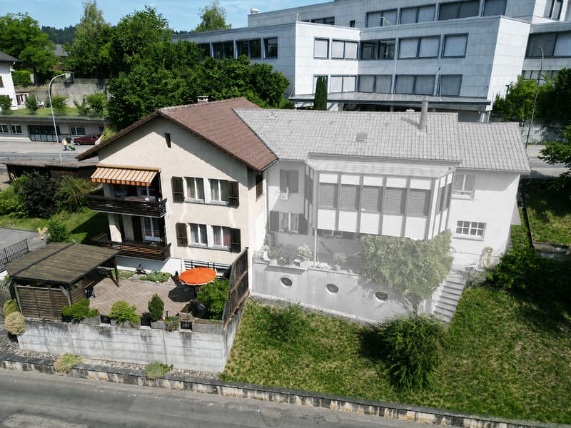 5.5-Zimmer-Einfamilienhaus an sonniger Bestlage in Sumiswald (2)